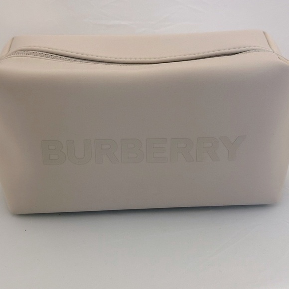 Burberry Beige Accessory Pouch - Picture 2 of 5